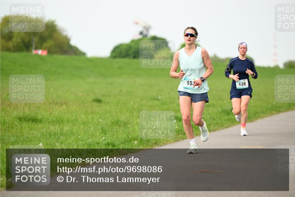 10.05.2026 - 8. Wedeler Halbmarathon Dr. Thomas Lammeyer http://msf.ph/oto/9698086 10.05.2026 11:31:41 Laufen 153, 128 meine-sportfotos.de