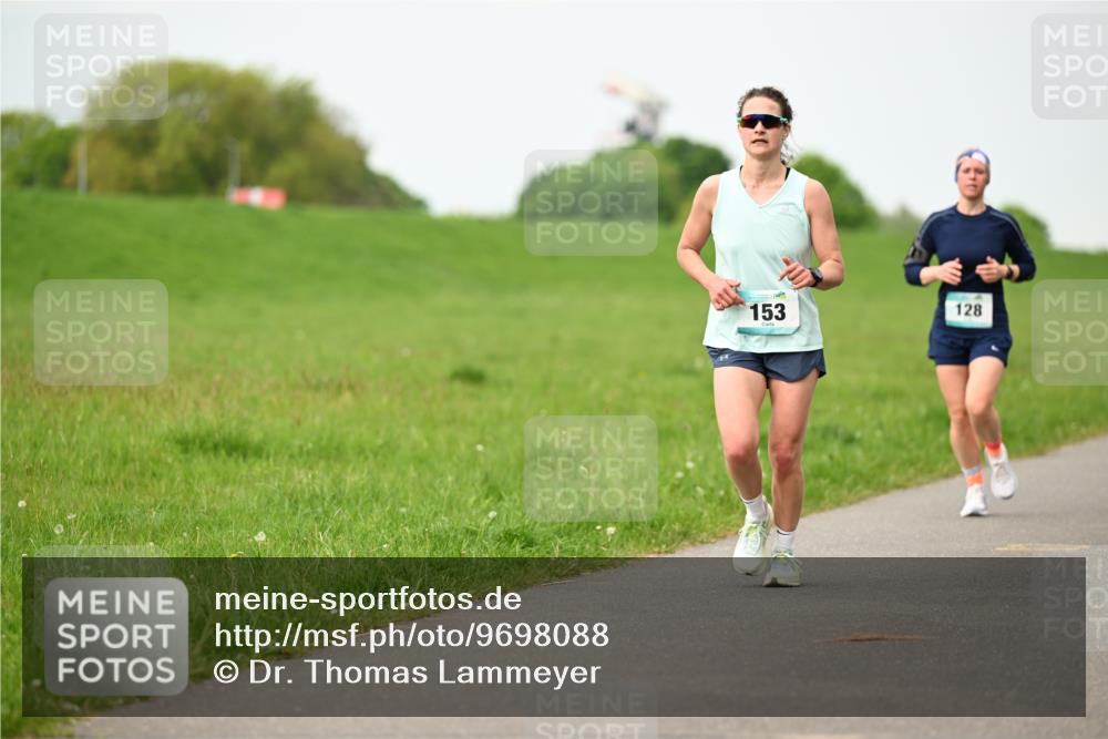 10.05.2026 - 8. Wedeler Halbmarathon Dr. Thomas Lammeyer http://msf.ph/oto/9698088 10.05.2026 11:31:41 Laufen 153, 128 meine-sportfotos.de