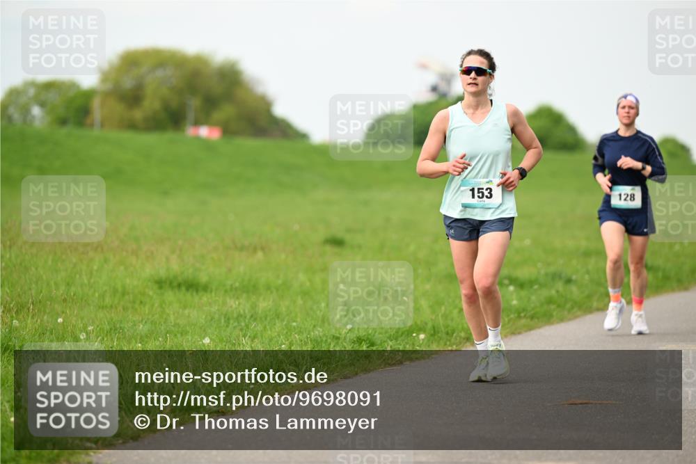 10.05.2026 - 8. Wedeler Halbmarathon Dr. Thomas Lammeyer http://msf.ph/oto/9698091 10.05.2026 11:31:41 Laufen 153, 128 meine-sportfotos.de