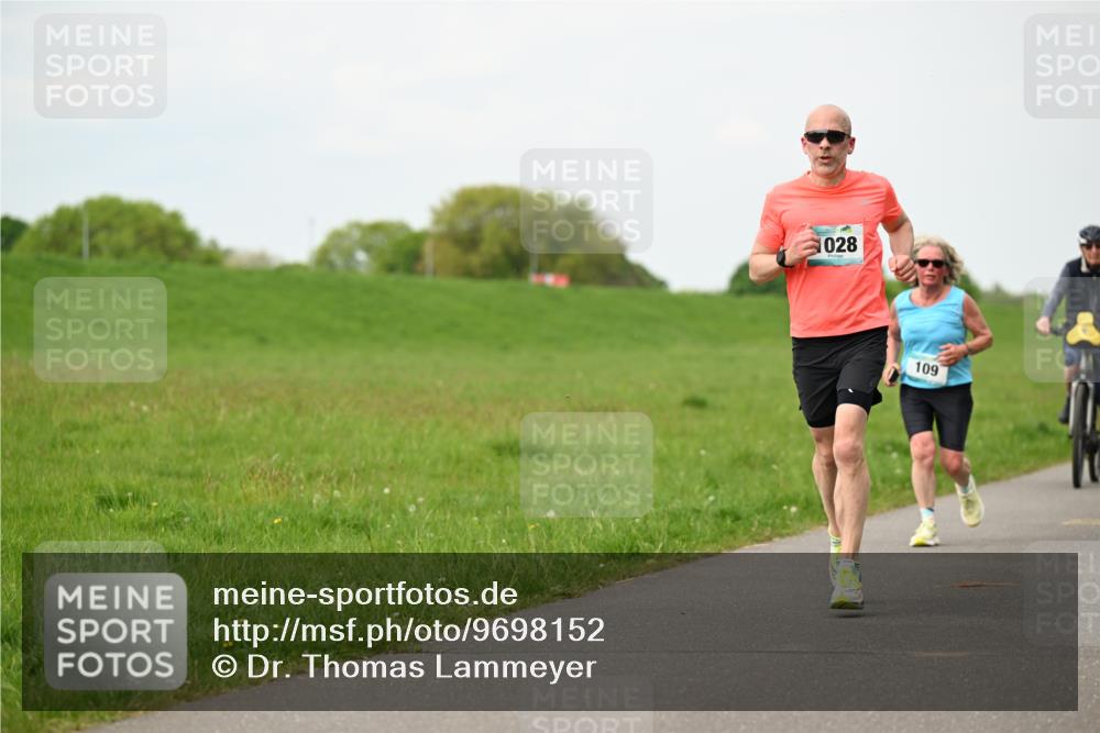 10.05.2026 - 8. Wedeler Halbmarathon Dr. Thomas Lammeyer http://msf.ph/oto/9698152 10.05.2026 11:31:52 Laufen 028, 109 meine-sportfotos.de