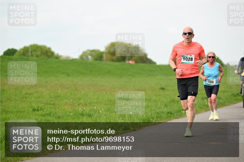 10.05.2026 - 8. Wedeler Halbmarathon Dr. Thomas Lammeyer http://msf.ph/oto/9698153 10.05.2026 11:31:52 Laufen 1028, 109 meine-sportfotos.de