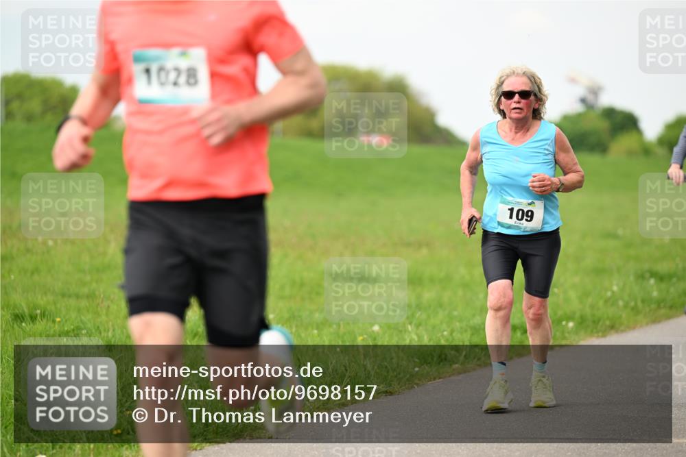 10.05.2026 - 8. Wedeler Halbmarathon Dr. Thomas Lammeyer http://msf.ph/oto/9698157 10.05.2026 11:31:54 Laufen 1028, 109 meine-sportfotos.de