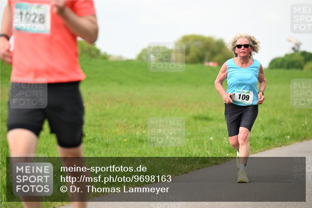 10.05.2026 - 8. Wedeler Halbmarathon Dr. Thomas Lammeyer http://msf.ph/oto/9698163 10.05.2026 11:31:55 Laufen 1028, 109 meine-sportfotos.de