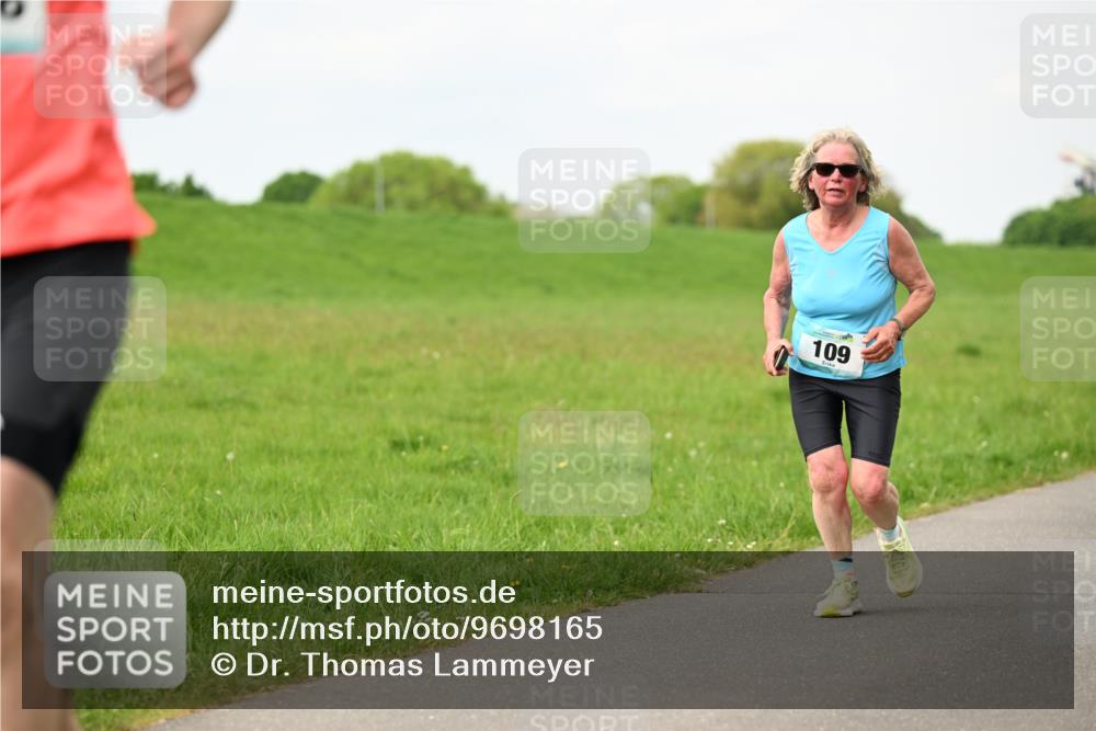 10.05.2026 - 8. Wedeler Halbmarathon Dr. Thomas Lammeyer http://msf.ph/oto/9698165 10.05.2026 11:31:55 Laufen 109 meine-sportfotos.de