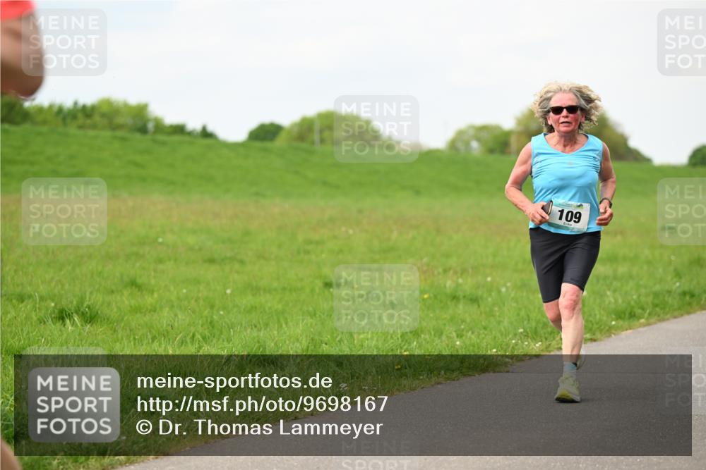 10.05.2026 - 8. Wedeler Halbmarathon Dr. Thomas Lammeyer http://msf.ph/oto/9698167 10.05.2026 11:31:55 Laufen 109 meine-sportfotos.de