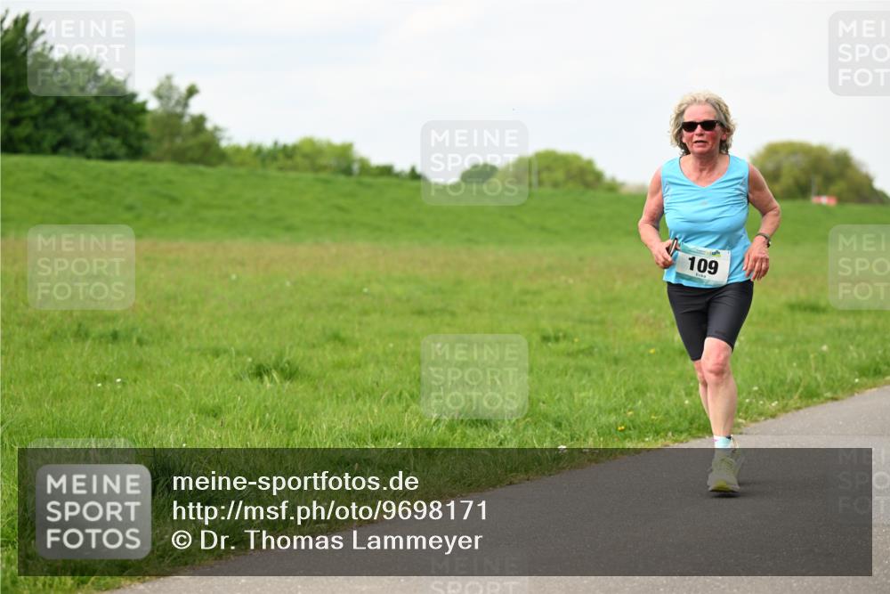 10.05.2026 - 8. Wedeler Halbmarathon Dr. Thomas Lammeyer http://msf.ph/oto/9698171 10.05.2026 11:31:56 Laufen 109 meine-sportfotos.de