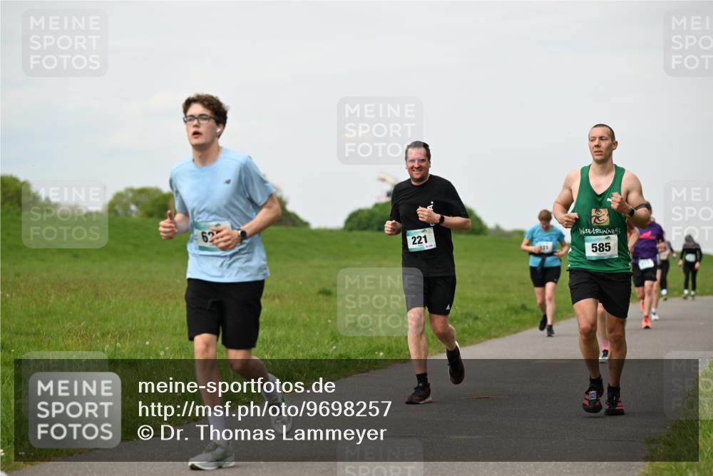 10.05.2026 - 8. Wedeler Halbmarathon Dr. Thomas Lammeyer http://msf.ph/oto/9698257 10.05.2026 11:32:19 Laufen 221, 154, 585 meine-sportfotos.de