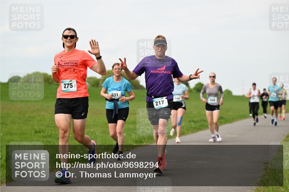 10.05.2026 - 8. Wedeler Halbmarathon Dr. Thomas Lammeyer http://msf.ph/oto/9698294 10.05.2026 11:32:25 Laufen 275, 331, 217, 649 meine-sportfotos.de