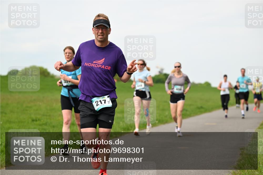 10.05.2026 - 8. Wedeler Halbmarathon Dr. Thomas Lammeyer http://msf.ph/oto/9698301 10.05.2026 11:32:26 Laufen 217, 645 meine-sportfotos.de