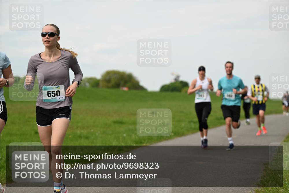 10.05.2026 - 8. Wedeler Halbmarathon Dr. Thomas Lammeyer http://msf.ph/oto/9698323 10.05.2026 11:32:29 Laufen 650, 139 meine-sportfotos.de