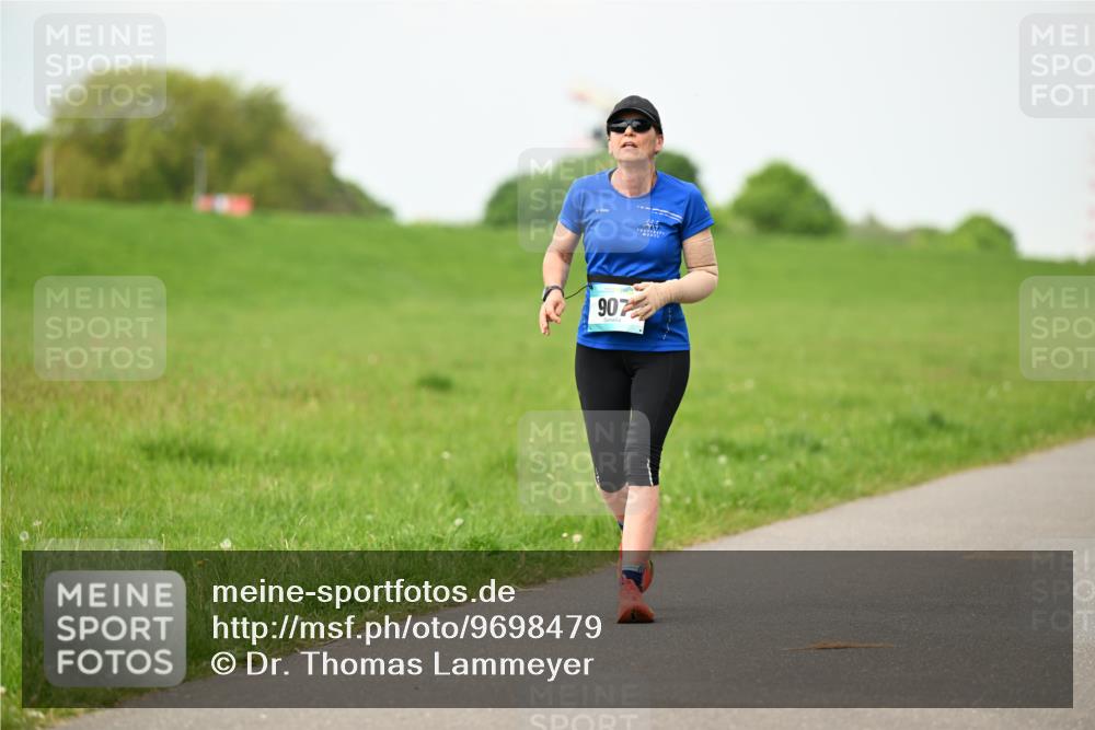 10.05.2026 - 8. Wedeler Halbmarathon Dr. Thomas Lammeyer http://msf.ph/oto/9698479 10.05.2026 11:33:12 Laufen 907 meine-sportfotos.de
