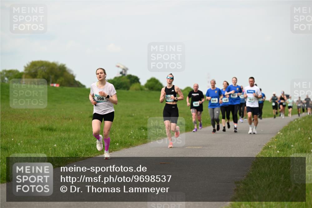 10.05.2026 - 8. Wedeler Halbmarathon Dr. Thomas Lammeyer http://msf.ph/oto/9698537 10.05.2026 11:33:29 Laufen 108, 223 meine-sportfotos.de