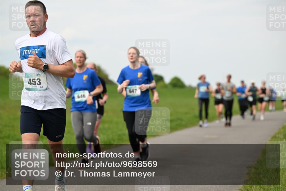 10.05.2026 - 8. Wedeler Halbmarathon Dr. Thomas Lammeyer http://msf.ph/oto/9698569 10.05.2026 11:33:36 Laufen 453, 646 meine-sportfotos.de