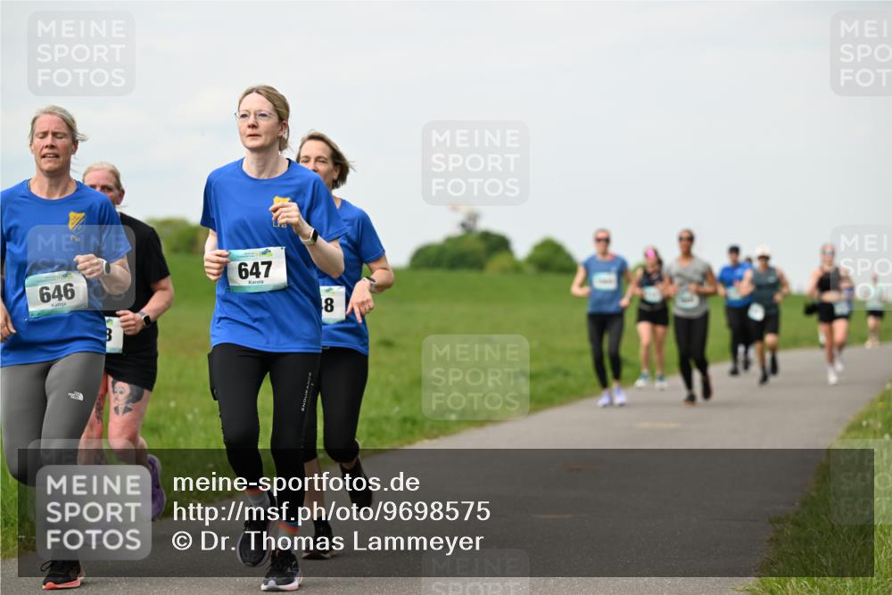 10.05.2026 - 8. Wedeler Halbmarathon Dr. Thomas Lammeyer http://msf.ph/oto/9698575 10.05.2026 11:33:37 Laufen 647, 646 meine-sportfotos.de