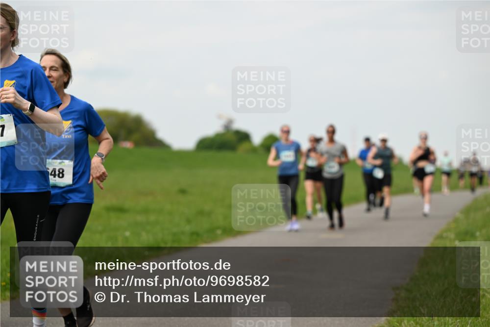 10.05.2026 - 8. Wedeler Halbmarathon Dr. Thomas Lammeyer http://msf.ph/oto/9698582 10.05.2026 11:33:38 Laufen  meine-sportfotos.de