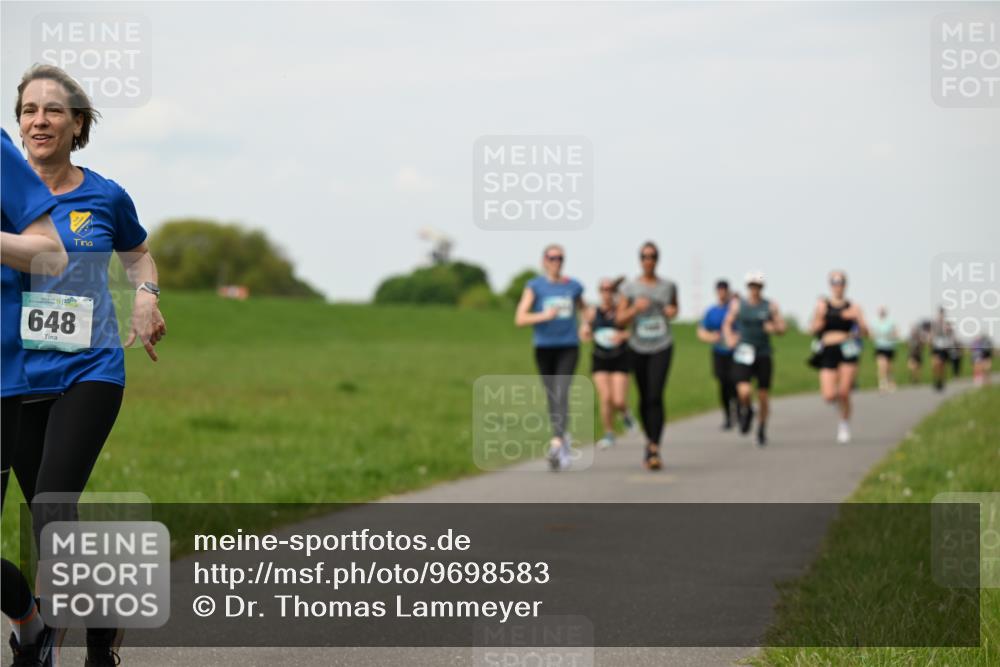 10.05.2026 - 8. Wedeler Halbmarathon Dr. Thomas Lammeyer http://msf.ph/oto/9698583 10.05.2026 11:33:38 Laufen 648 meine-sportfotos.de