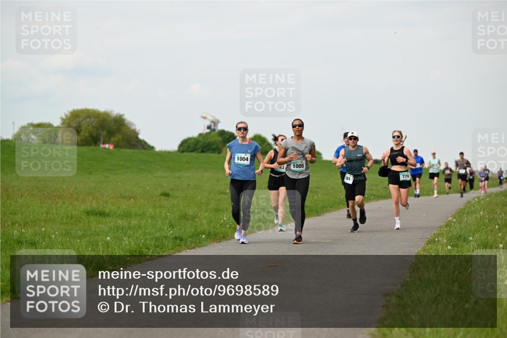 10.05.2026 - 8. Wedeler Halbmarathon Dr. Thomas Lammeyer http://msf.ph/oto/9698589 10.05.2026 11:33:39 Laufen 1004, 1005, 770, 191 meine-sportfotos.de