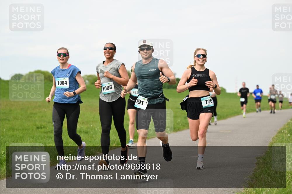 10.05.2026 - 8. Wedeler Halbmarathon Dr. Thomas Lammeyer http://msf.ph/oto/9698618 10.05.2026 11:33:43 Laufen 1004, 1005, 763, 591, 770 meine-sportfotos.de