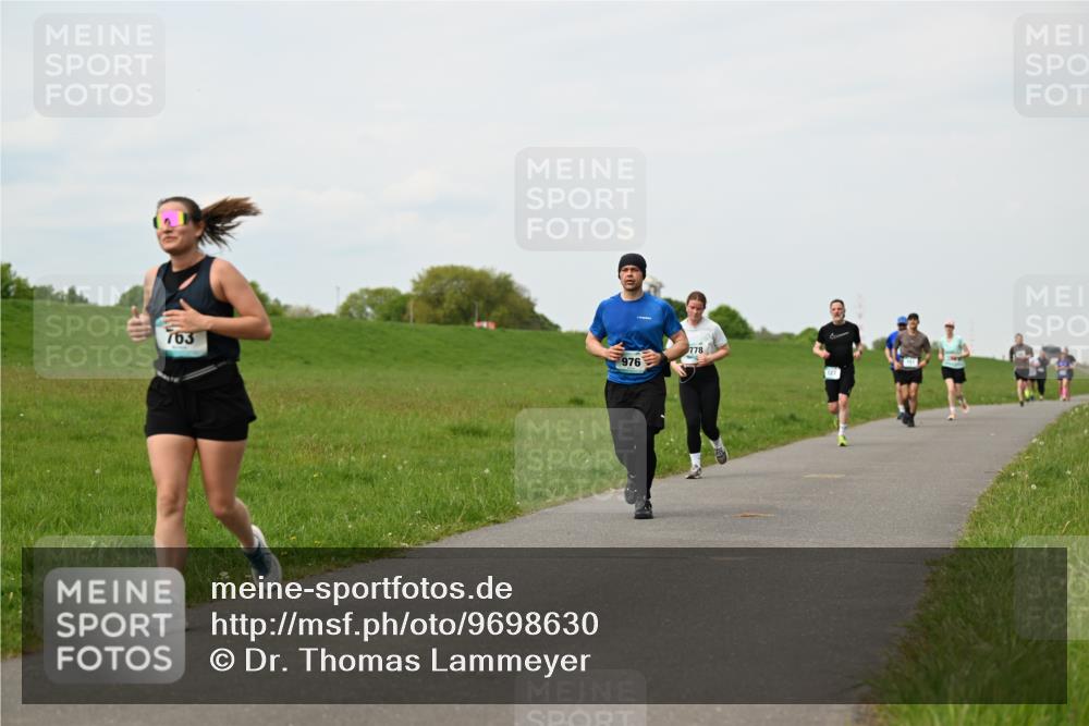 10.05.2026 - 8. Wedeler Halbmarathon Dr. Thomas Lammeyer http://msf.ph/oto/9698630 10.05.2026 11:33:45 Laufen 763, 976, 778 meine-sportfotos.de