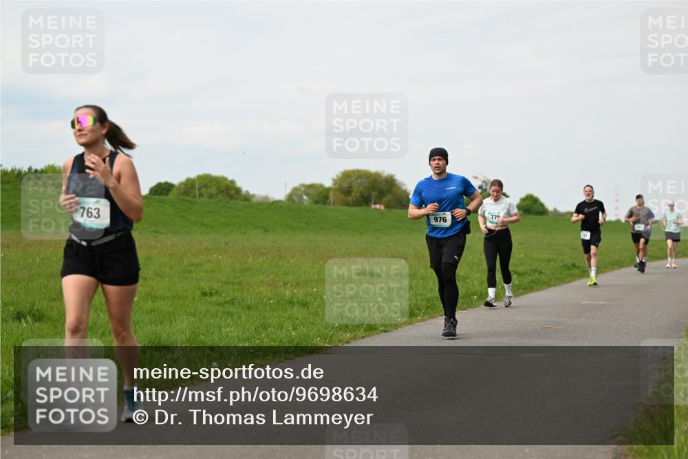 10.05.2026 - 8. Wedeler Halbmarathon Dr. Thomas Lammeyer http://msf.ph/oto/9698634 10.05.2026 11:33:46 Laufen 763, 976, 779 meine-sportfotos.de