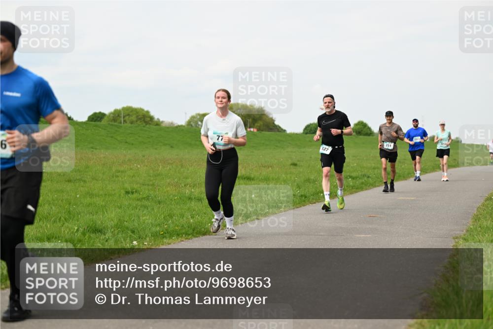 10.05.2026 - 8. Wedeler Halbmarathon Dr. Thomas Lammeyer http://msf.ph/oto/9698653 10.05.2026 11:33:49 Laufen 127, 751, 2214 meine-sportfotos.de