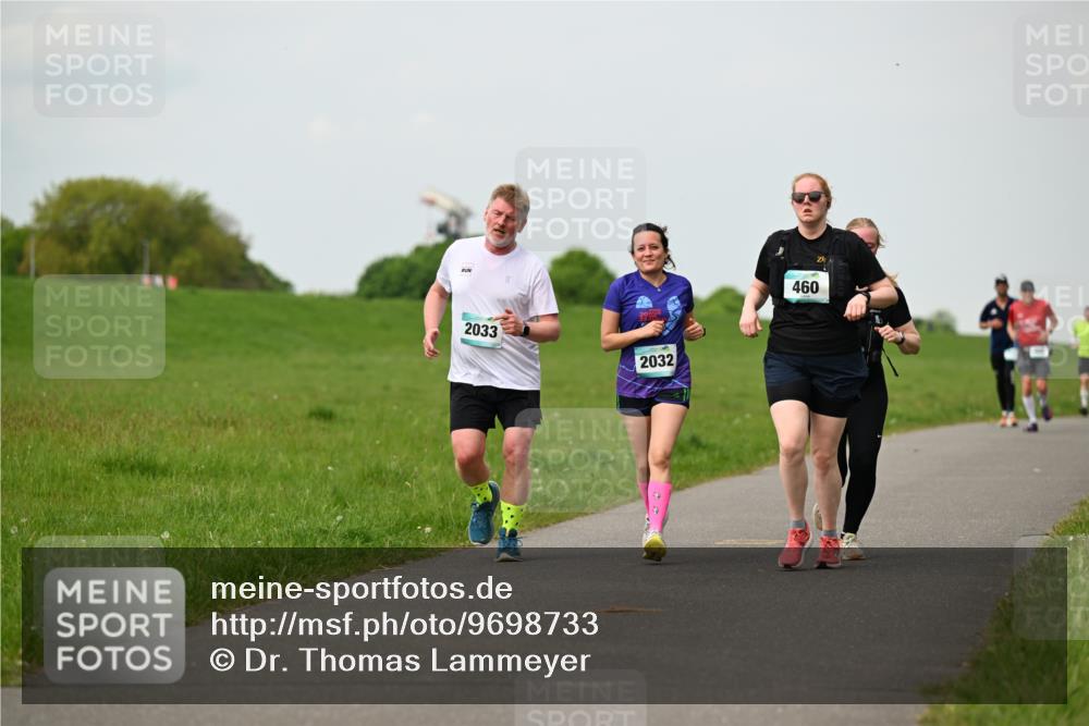 10.05.2026 - 8. Wedeler Halbmarathon Dr. Thomas Lammeyer http://msf.ph/oto/9698733 10.05.2026 11:34:12 Laufen 2033, 2032, 460 meine-sportfotos.de