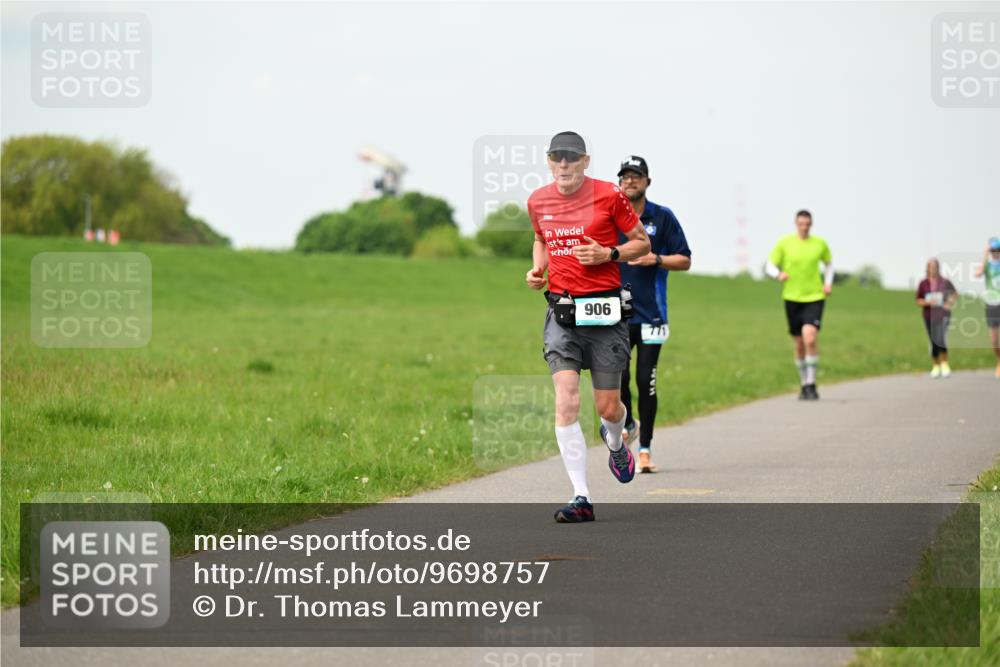 10.05.2026 - 8. Wedeler Halbmarathon Dr. Thomas Lammeyer http://msf.ph/oto/9698757 10.05.2026 11:34:21 Laufen 906, 771 meine-sportfotos.de
