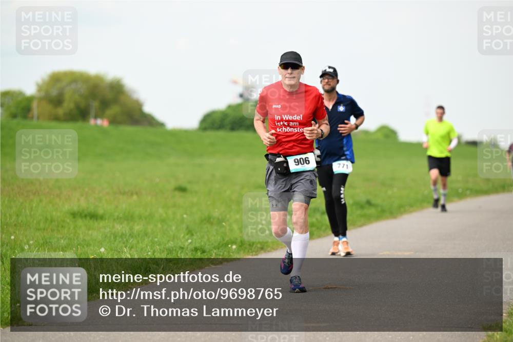 10.05.2026 - 8. Wedeler Halbmarathon Dr. Thomas Lammeyer http://msf.ph/oto/9698765 10.05.2026 11:34:22 Laufen 906, 771 meine-sportfotos.de