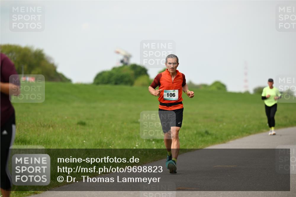 10.05.2026 - 8. Wedeler Halbmarathon Dr. Thomas Lammeyer http://msf.ph/oto/9698823 10.05.2026 11:34:38 Laufen 106 meine-sportfotos.de