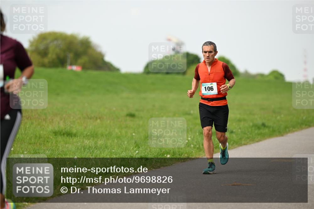 10.05.2026 - 8. Wedeler Halbmarathon Dr. Thomas Lammeyer http://msf.ph/oto/9698826 10.05.2026 11:34:39 Laufen 106 meine-sportfotos.de