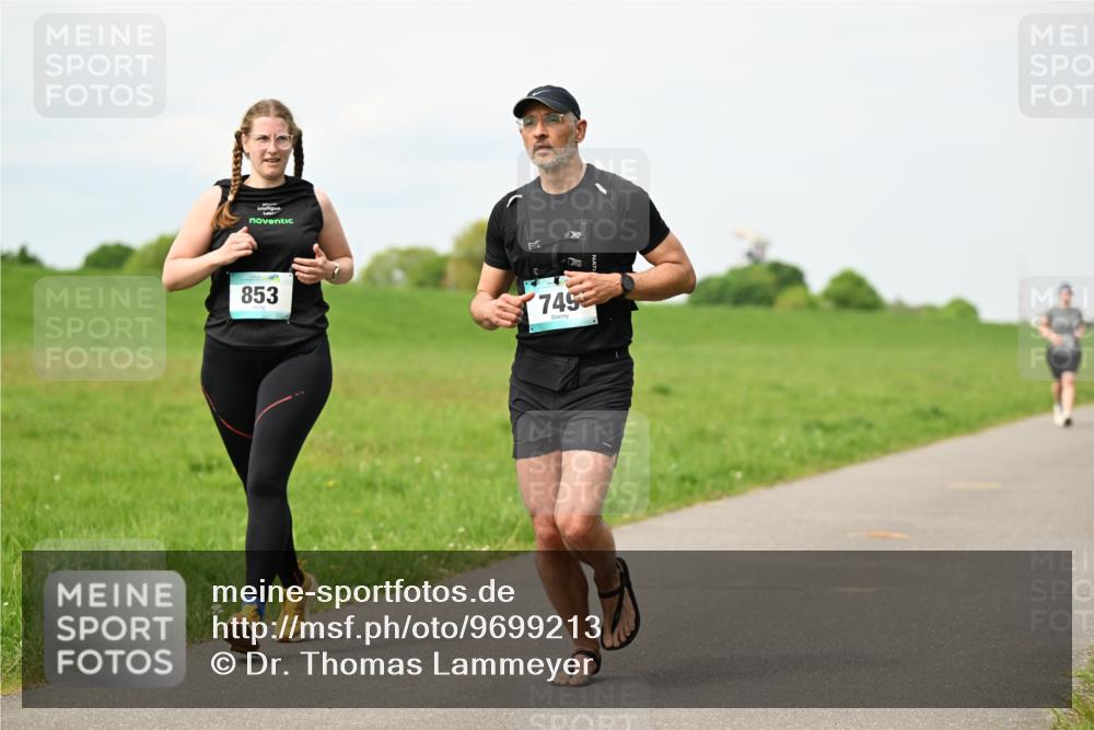 10.05.2026 - 8. Wedeler Halbmarathon Dr. Thomas Lammeyer http://msf.ph/oto/9699213 10.05.2026 11:36:24 Laufen 853, 749 meine-sportfotos.de