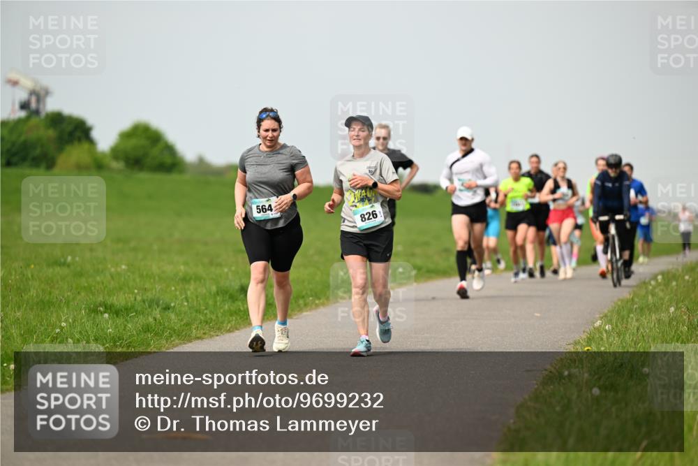 10.05.2026 - 8. Wedeler Halbmarathon Dr. Thomas Lammeyer http://msf.ph/oto/9699232 10.05.2026 11:36:28 Laufen 564, 826 meine-sportfotos.de