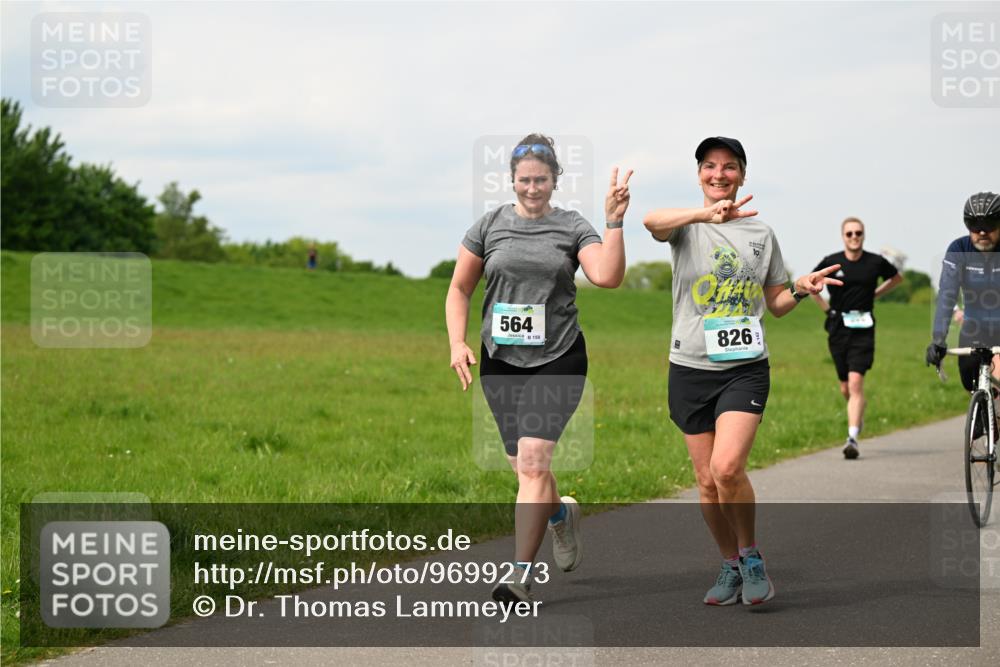 10.05.2026 - 8. Wedeler Halbmarathon Dr. Thomas Lammeyer http://msf.ph/oto/9699273 10.05.2026 11:36:35 Laufen 564, 150, 826 meine-sportfotos.de