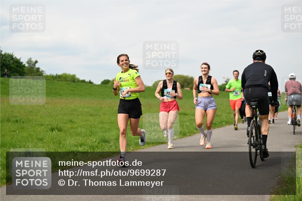 10.05.2026 - 8. Wedeler Halbmarathon Dr. Thomas Lammeyer http://msf.ph/oto/9699287 10.05.2026 11:36:41 Laufen  meine-sportfotos.de