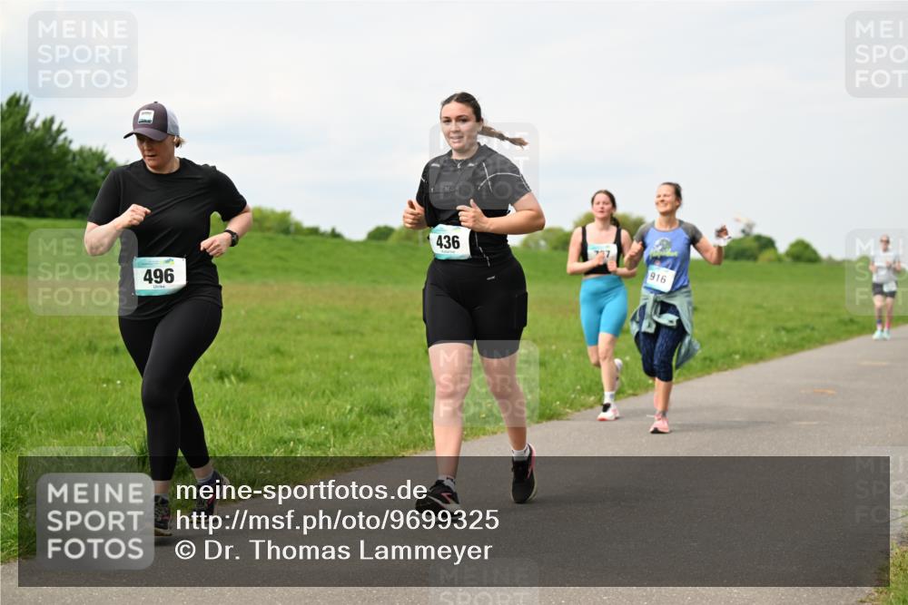 10.05.2026 - 8. Wedeler Halbmarathon Dr. Thomas Lammeyer http://msf.ph/oto/9699325 10.05.2026 11:36:47 Laufen 496, 436, 916 meine-sportfotos.de
