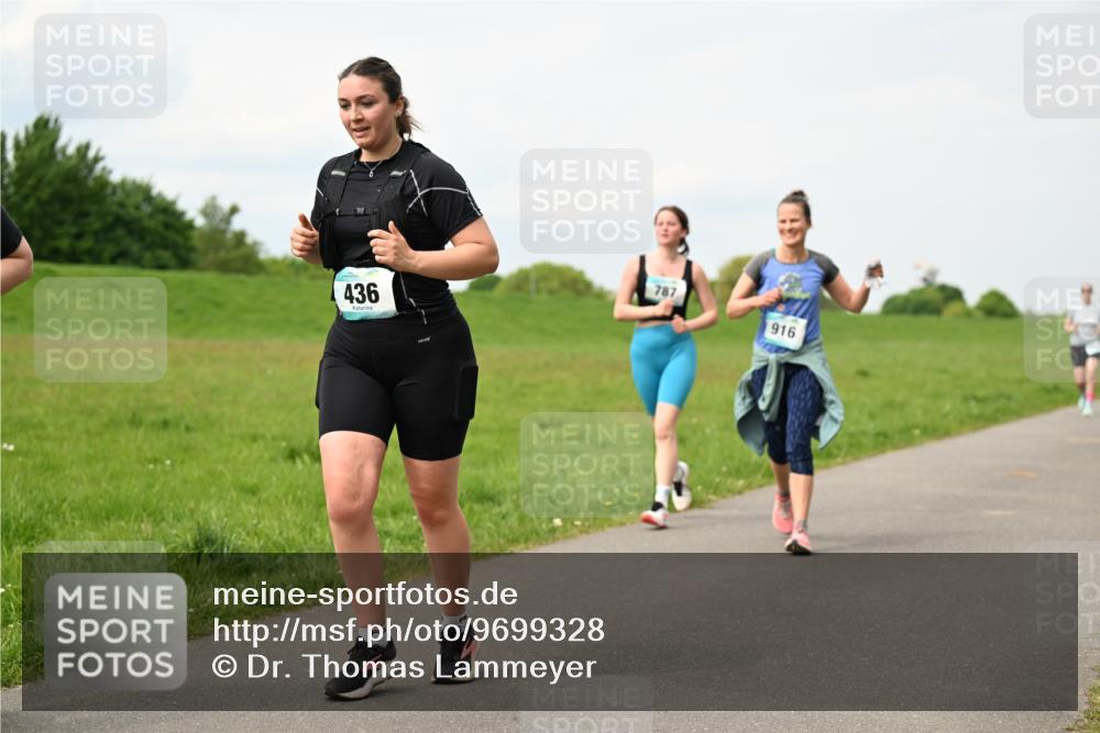 10.05.2026 - 8. Wedeler Halbmarathon Dr. Thomas Lammeyer http://msf.ph/oto/9699328 10.05.2026 11:36:48 Laufen 436, 916 meine-sportfotos.de