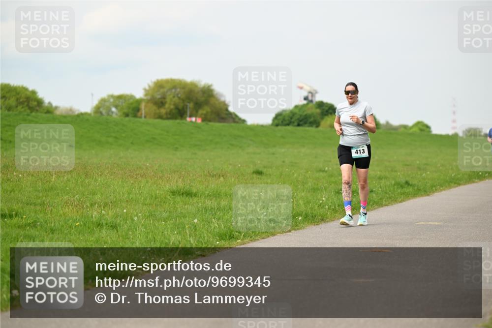 10.05.2026 - 8. Wedeler Halbmarathon Dr. Thomas Lammeyer http://msf.ph/oto/9699345 10.05.2026 11:36:51 Laufen 413 meine-sportfotos.de