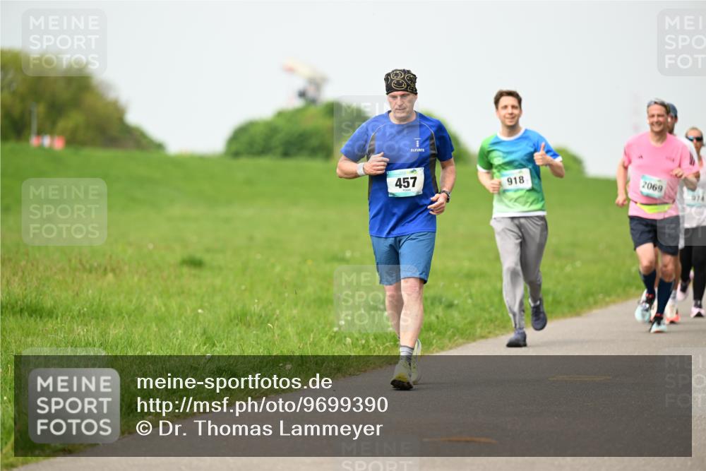 10.05.2026 - 8. Wedeler Halbmarathon Dr. Thomas Lammeyer http://msf.ph/oto/9699390 10.05.2026 11:37:02 Laufen 457, 918, 2069, 074 meine-sportfotos.de