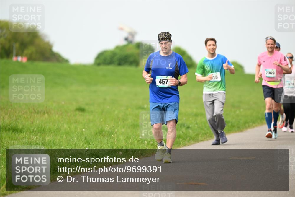 10.05.2026 - 8. Wedeler Halbmarathon Dr. Thomas Lammeyer http://msf.ph/oto/9699391 10.05.2026 11:37:02 Laufen 457, 2069 meine-sportfotos.de