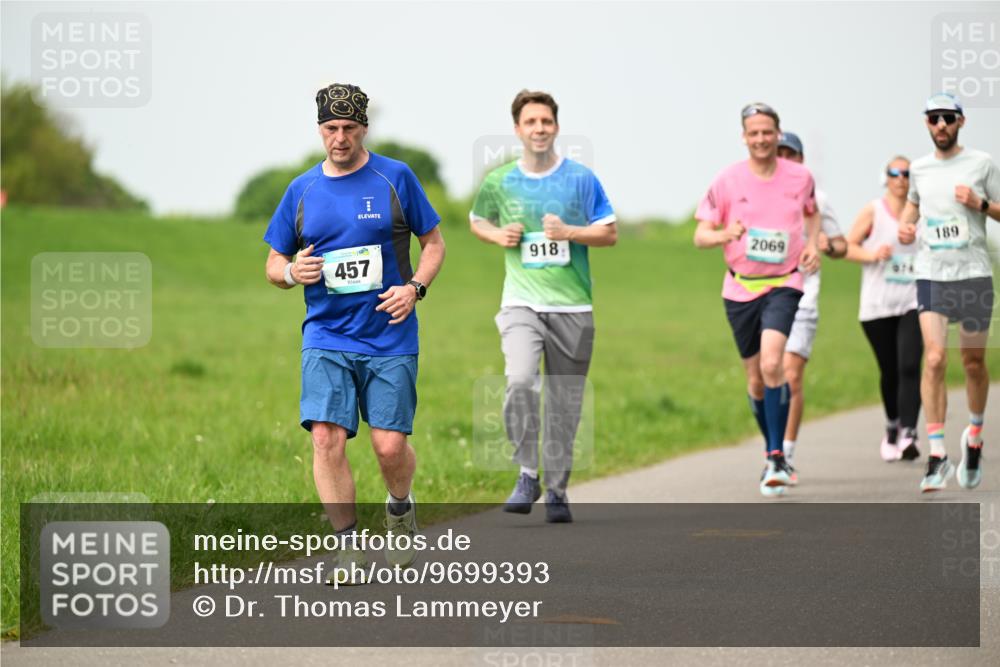 10.05.2026 - 8. Wedeler Halbmarathon Dr. Thomas Lammeyer http://msf.ph/oto/9699393 10.05.2026 11:37:03 Laufen 457, 189, 918, 2069 meine-sportfotos.de