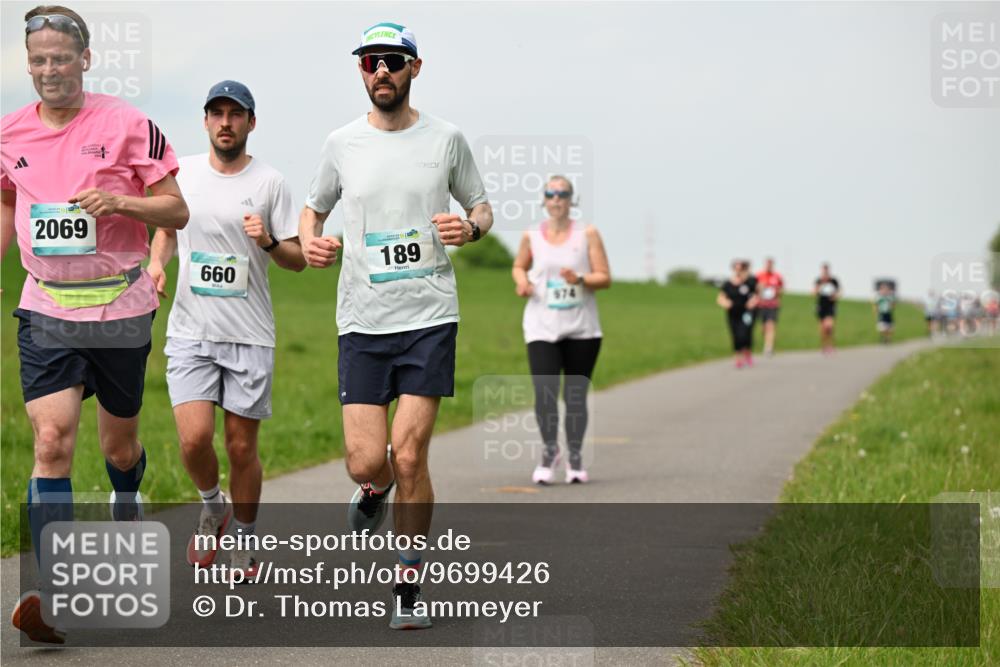 10.05.2026 - 8. Wedeler Halbmarathon Dr. Thomas Lammeyer http://msf.ph/oto/9699426 10.05.2026 11:37:08 Laufen 2069, 660, 189 meine-sportfotos.de