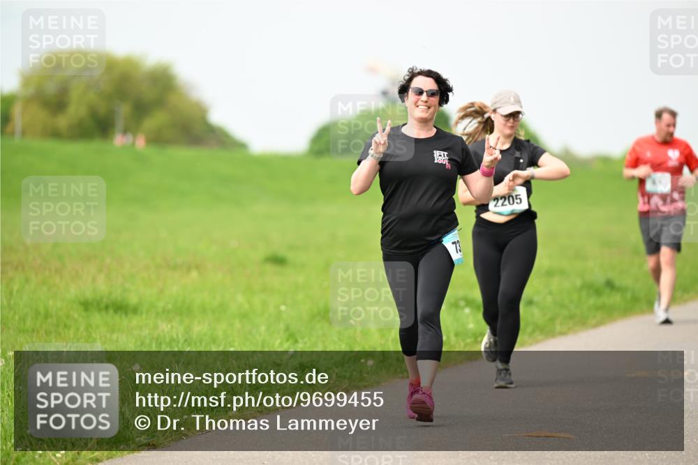 10.05.2026 - 8. Wedeler Halbmarathon Dr. Thomas Lammeyer http://msf.ph/oto/9699455 10.05.2026 11:37:19 Laufen 2205 meine-sportfotos.de
