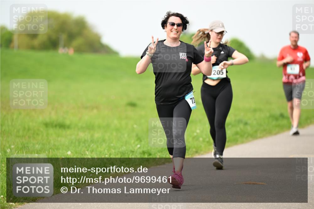 10.05.2026 - 8. Wedeler Halbmarathon Dr. Thomas Lammeyer http://msf.ph/oto/9699461 10.05.2026 11:37:20 Laufen 205 meine-sportfotos.de