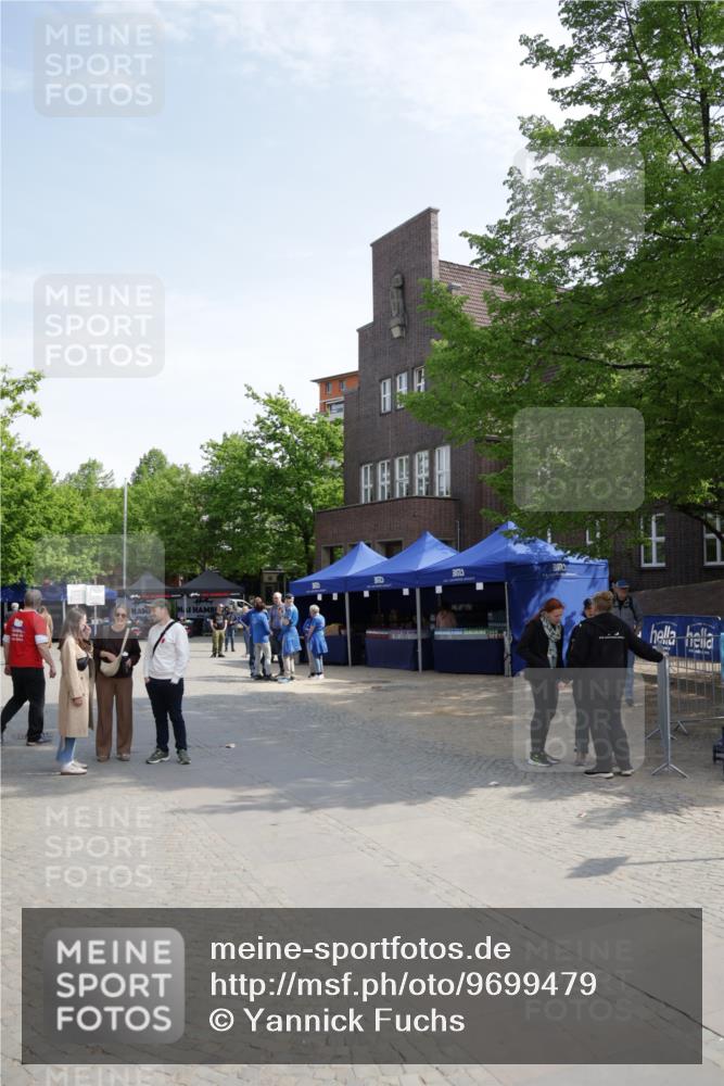10.05.2026 - 8. Wedeler Halbmarathon Yannick Fuchs http://msf.ph/oto/9699479 10.05.2026 11:08:47 Ziel  meine-sportfotos.de