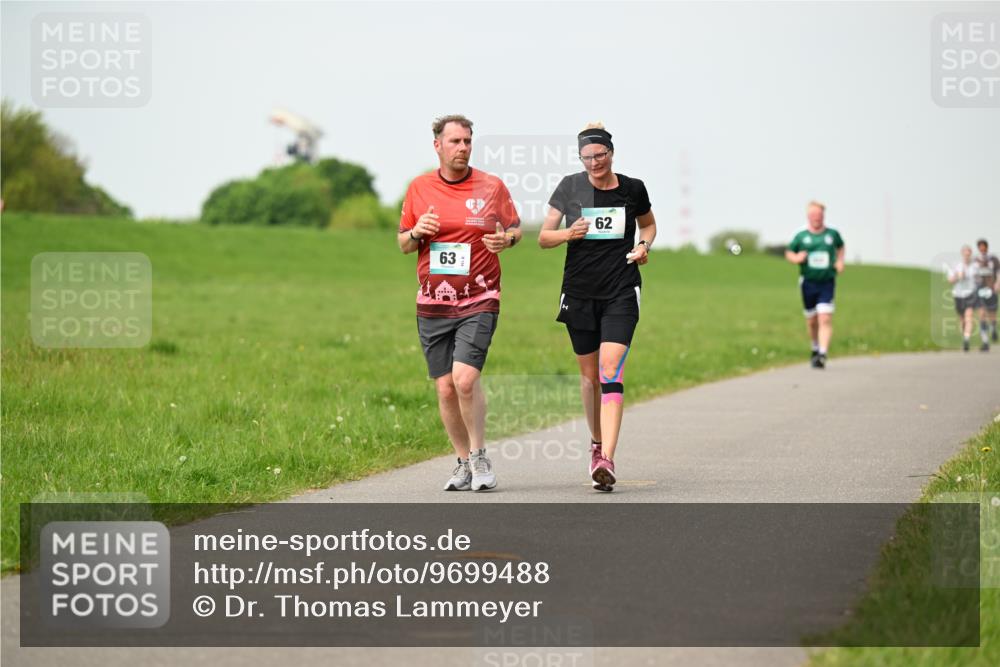 10.05.2026 - 8. Wedeler Halbmarathon Dr. Thomas Lammeyer http://msf.ph/oto/9699488 10.05.2026 11:37:24 Laufen  meine-sportfotos.de