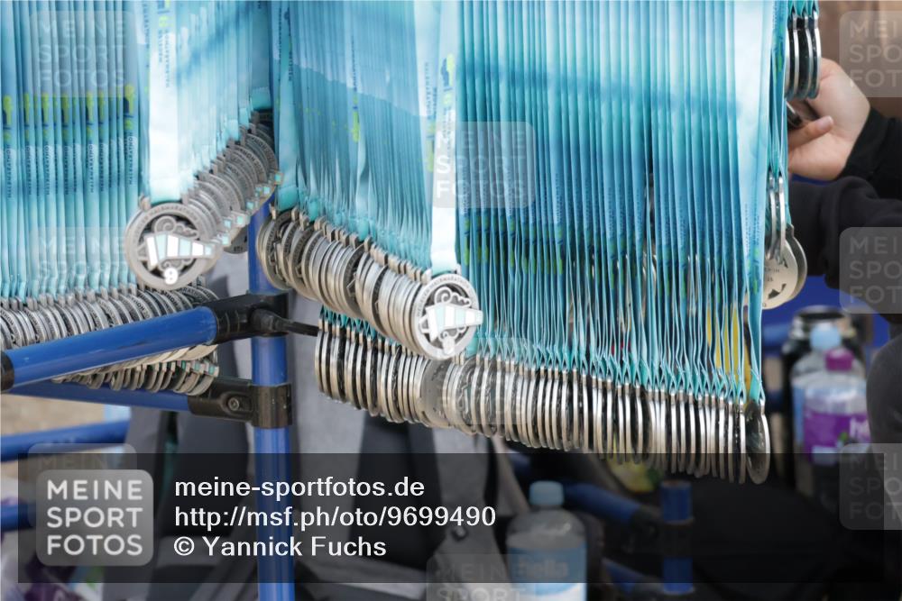 10.05.2026 - 8. Wedeler Halbmarathon Yannick Fuchs http://msf.ph/oto/9699490 10.05.2026 11:09:40 Ziel  meine-sportfotos.de