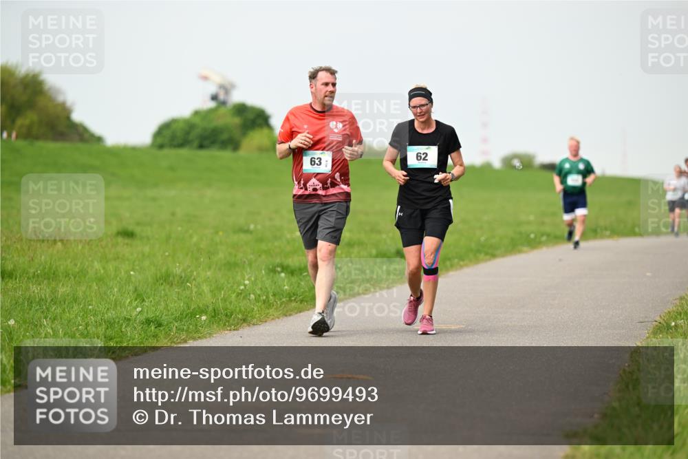 10.05.2026 - 8. Wedeler Halbmarathon Dr. Thomas Lammeyer http://msf.ph/oto/9699493 10.05.2026 11:37:24 Laufen 775 meine-sportfotos.de