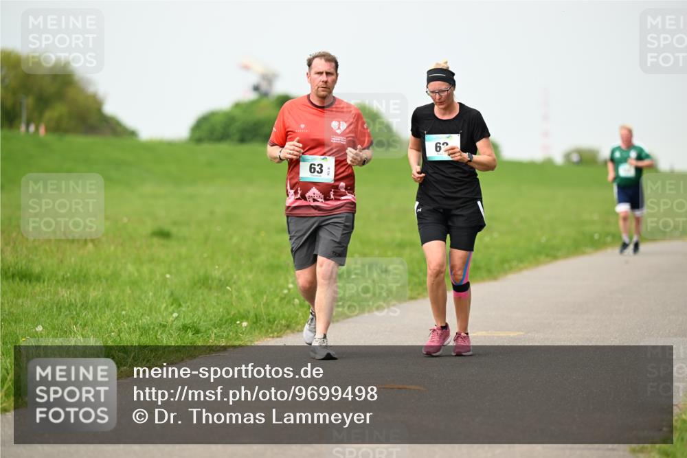 10.05.2026 - 8. Wedeler Halbmarathon Dr. Thomas Lammeyer http://msf.ph/oto/9699498 10.05.2026 11:37:25 Laufen  meine-sportfotos.de