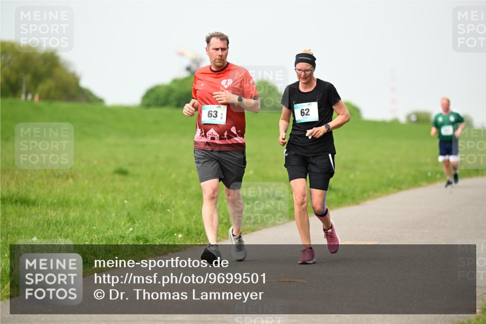 10.05.2026 - 8. Wedeler Halbmarathon Dr. Thomas Lammeyer http://msf.ph/oto/9699501 10.05.2026 11:37:25 Laufen  meine-sportfotos.de
