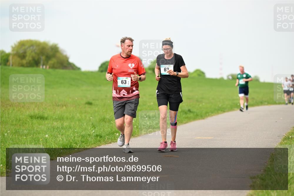 10.05.2026 - 8. Wedeler Halbmarathon Dr. Thomas Lammeyer http://msf.ph/oto/9699506 10.05.2026 11:37:25 Laufen  meine-sportfotos.de